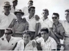 1960 – Equipe de jovens nadadores da SES: em cima, Vanjo e Brochado; na fila do meio, Olandesi, José Marcondes, Tatú, Zé Mançanares, Guilherme Westin e Nudeliman; agachados, Li Borracha, Kalú Trafani e Gigí Romanholle.