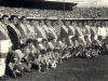 1965 – Cassiano, o quinto atacante agachado da esquerda para a direita, posando como campeão colombiano pelo Deportivo Cáli, equipe que ajudou a sair de uma fila de 20 anos sem título.