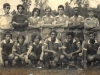 1975 – E.C. Rua Nova: em pé, o “cartola” Edélson Decanini, João Bicudo, Falta de Ar, Coquinho, Ismael, Saci e Zé Roberto; agachados, Tista, Nardinho, Moreira, Tião, Gato e Carlinhos.