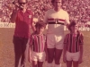 1972 – O sanjoanense Nelson Brandão, na época repórter de campo da Difusora de São José do Rio Preto, prepara-se para entrevistar Pedro Rocha.