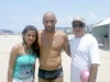 2010 – Maria Fernanda de Oliveira, o filho de Pelé - Édinho Arantes do Nascimento - e Leivinha: praia do Gonzaga, em Santos.  