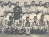 1958 – Em pé, Geléia (técnico), Nick Lombardi, Teté, Chuqui, Zé Boínha, Nêge e João Bacana; agachados, Cláudio, Caruso, Édson, Dario e Liminha.