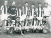 1958 – Em pé, Alemão, Sérgio, Antenor, Tuim, Lista, Jair Rosa e Geléia; agachados, Majélla, Wilsinho, Armindo, William Turco e Diéde.