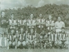 21/12/1961 – Esta seleção de jogadores sanjoanenses que jogavam espalhados pelo Brasil, num jogo festivo de véspera de Natal, venceu uma seleção local por 11 a 0. Confira os atletas e os clubes em que atuavam: em pé, Dúsca (Comercial de Ribeirão), Nelsinho Curitiba (Vasco da Gama), Massinha (Cruzeiro e Seleção Mineira), Lúla (São Carlos Clube), Santo Antonio (Volkswagen Clube), Bóde (Fluminense) e o treinador Costa Mina; agachados, Dario, Lori (Caldense), Benedetti, Cidinho (Ferroviária), Zé Amaro (ex-Portuguesa de Desportos) e Bidilo (conhecido por Paulista, Atlético Mineiro).