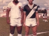 1979 – Jogo amistoso no Getúlio Vargas após o título da 1ª Divisão conquistado pelo Palmeiras, com a presença da Seleção Paulista de Novos: à esquerda, o ponta Lêla, da Inter de Limeira (pai do meia Richarlyson, do São Paulo) e o ponta Piau