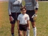 1989 – Em 3 de setembro de 1989, o Corinthians bateu o Palmeiras no CIC por 2 a 0 em partida amistosa. Na foto, os goleiros Teté  e Ronaldo, mais o garoto Guilherme.