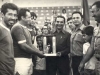 1972 – Entrega da Taça de Campeão do Torneio Inicio, efetuada pelo diretor do Palmeiras - Welson Gonçalves Barbosa - ao capitão Patinho. Ainda na foto os jogadores Tuim e Clide, o técnico Efraim Nogueira e o presidente da Liga Sanjoanense de Futebol, Jaime Peretti.