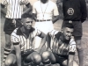 1961 – Jogadores do Rosário que serviam o Tiro de Guerra naquele ano: em pé, Peixe, Sargento Orestes e Paulinho Fiori; agachados, Colé e Paulo Consentino.  