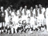 1943 – Esportiva com um uniforme diferente, nunca mais utilizado: podemos identificar Fuad, Chiquinho Abreu, Mingo, Delso, Waldomiro, Geraldão e Tatinho.