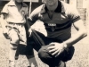 1959 – Bellini, capitão da Seleção Brasileira na conquista do primeiro título mundial, em 1958 na Suécia, em visita à cidade e ao clube que o revelou para o futebol, a Esportiva, ao lado do garoto Leivinha.