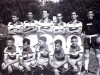 1956 – Podemos identificar: em pé, o técnico Radar, Zézinho, Nick, Lúla, Coelho, Gião e Osvaldinho; agachados, Loiro, Paulinho, Lori, Gilmar e Benedetti.