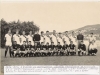 1956 - Esportiva x Guarani de Ponta Grossa. Em pé, os jogadores do time adversário; agachados, Chocolate, Lúla, Lista, Faé, Maringo, Lori, Paschoal, Cassiano, Benedetti, Alemão, Osvaldinho e Bié Westin.