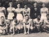 1950 – Em pé, Bellini, Waldomiro, Dias, Zé Coco, Tino (emprestado pela S.E. Palmeiras) e Roberto Natalino; agachados, Zé Amaro, Omar, Gaiola, Geraldo e Haroldo.
