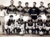 1956 – Time que perdeu por 4 a 3 para a Sociedade Esportiva Palmeiras na General Carneiro: em pé, Radar (técnico), Oséas, Tatáu, Catiguá, Paulinho, Alemão e Súla; agachados, Og, Valdemar, Lori, Cassiano e Rivaldo.