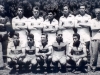 1956 – Em pé, Zozô, Frank, Zézinho, Zaizinho, Manéco, Lauro e o técnico Radar; agachados, Henrique, Nani, Benedetti, Pércio e Lindolfo Beiçola.