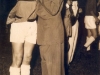 1960 – Jogo de entrega das faixas de campeão à Esportiva, no campo do Palmeiras, tendo como equipe convidada a A.A. Caldense. Quem colocou a faixa no “capitão” Manéco foi o então presidente do alvi-negro, João Batista Bernardes (João Lúcio).