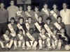 1971 – Campeão do Torneio “Monteiro Lobato”, na quadra do Tiro de Guerra: em pé, o treinador Chicão Amorim, Sargento Alvarenga, Romeu Nholla, Césinha Cassiano, Marcelo Hentz, Vágner Geléia, Pena e o diretor Cobrinha; na fila do meio, Tonhão, Léo, Serginho Dragão, Batúta, Júnior e Esquerdinha; sentados, Marquinhos, João Valentim, Luquinha, Rubinho Cambaúva, Miltinho Barbeitos e Luis Dota. 